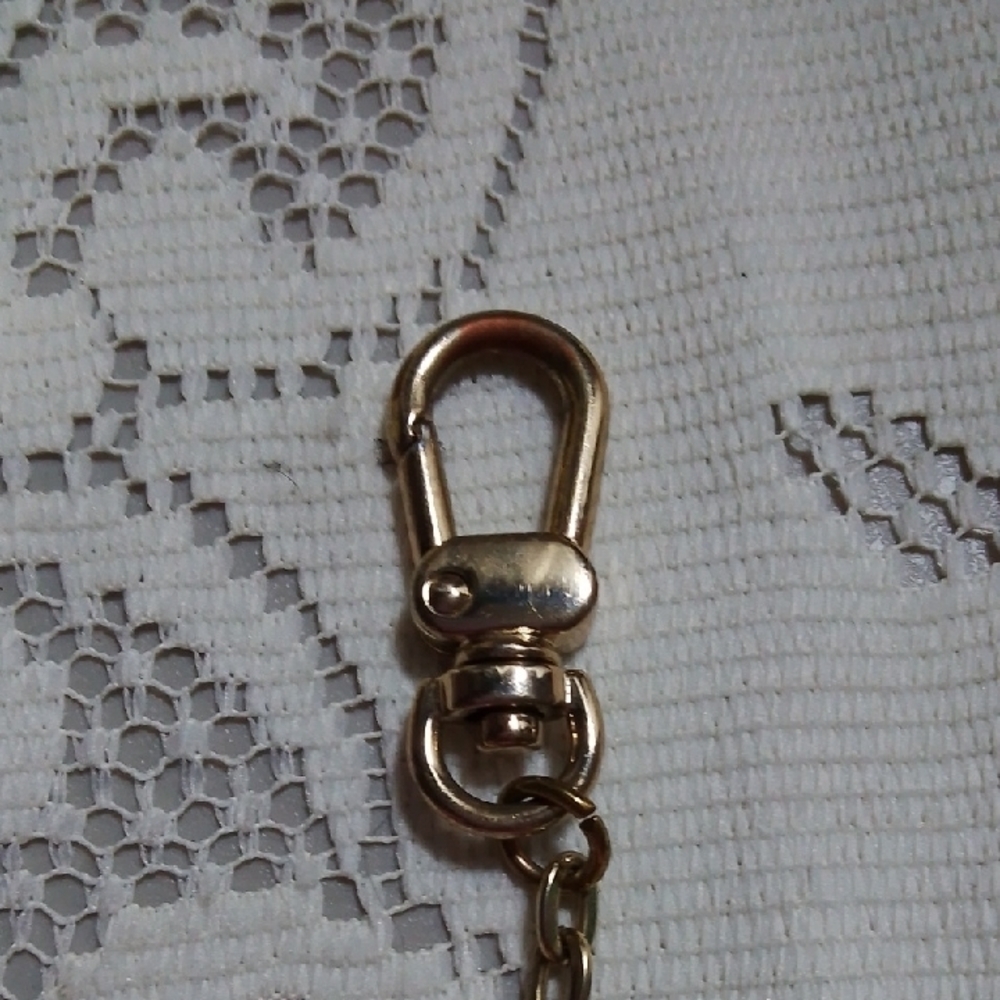 Gold Chain Keychain - Picture 8 of 11